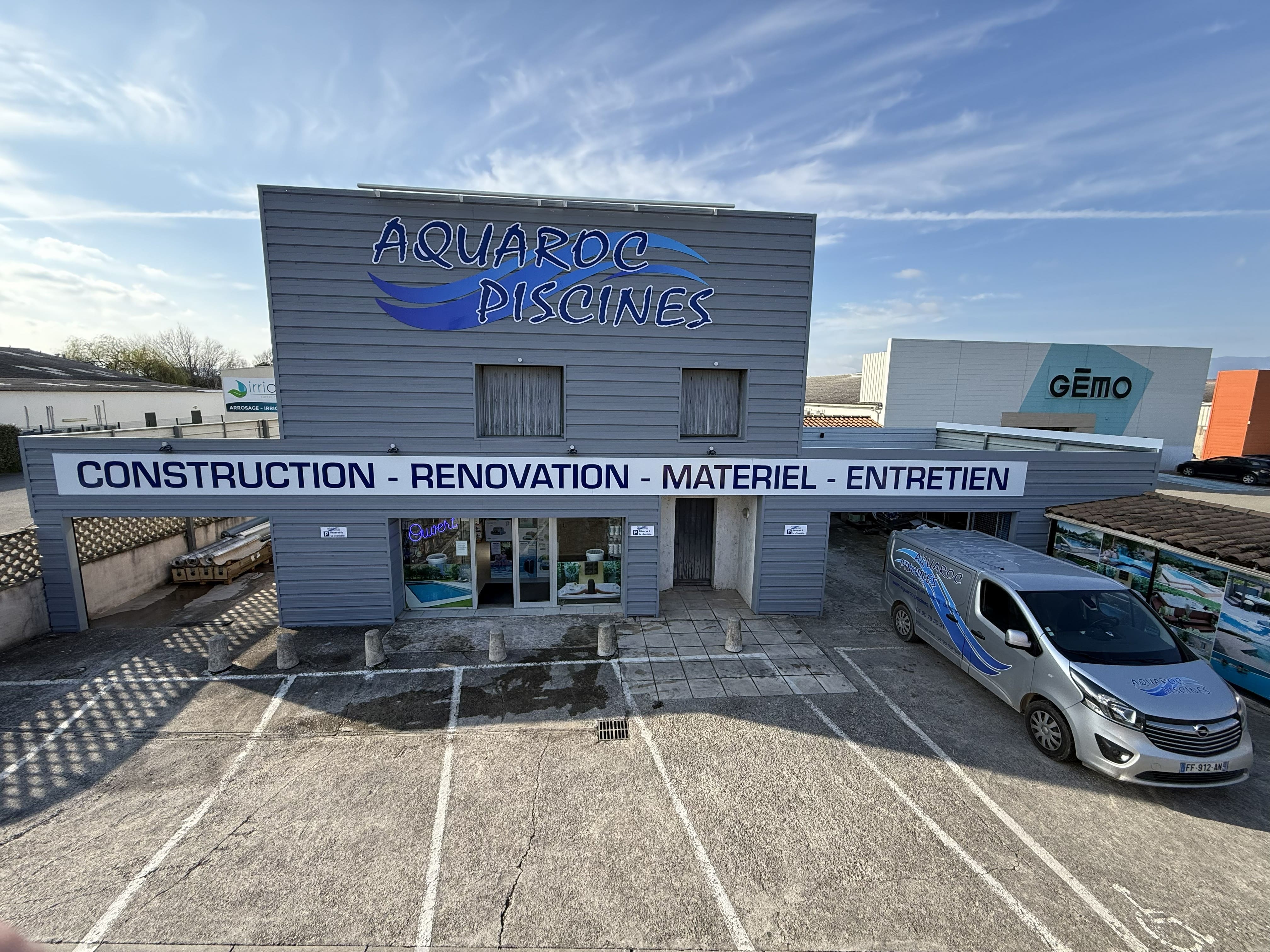 Façade Aquaroc Piscines