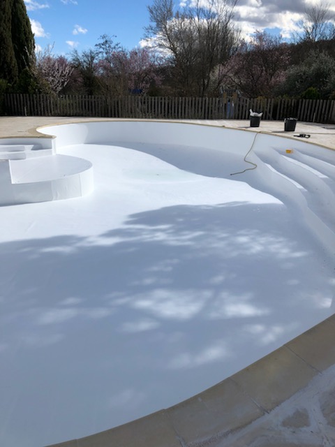 piscine restaurée